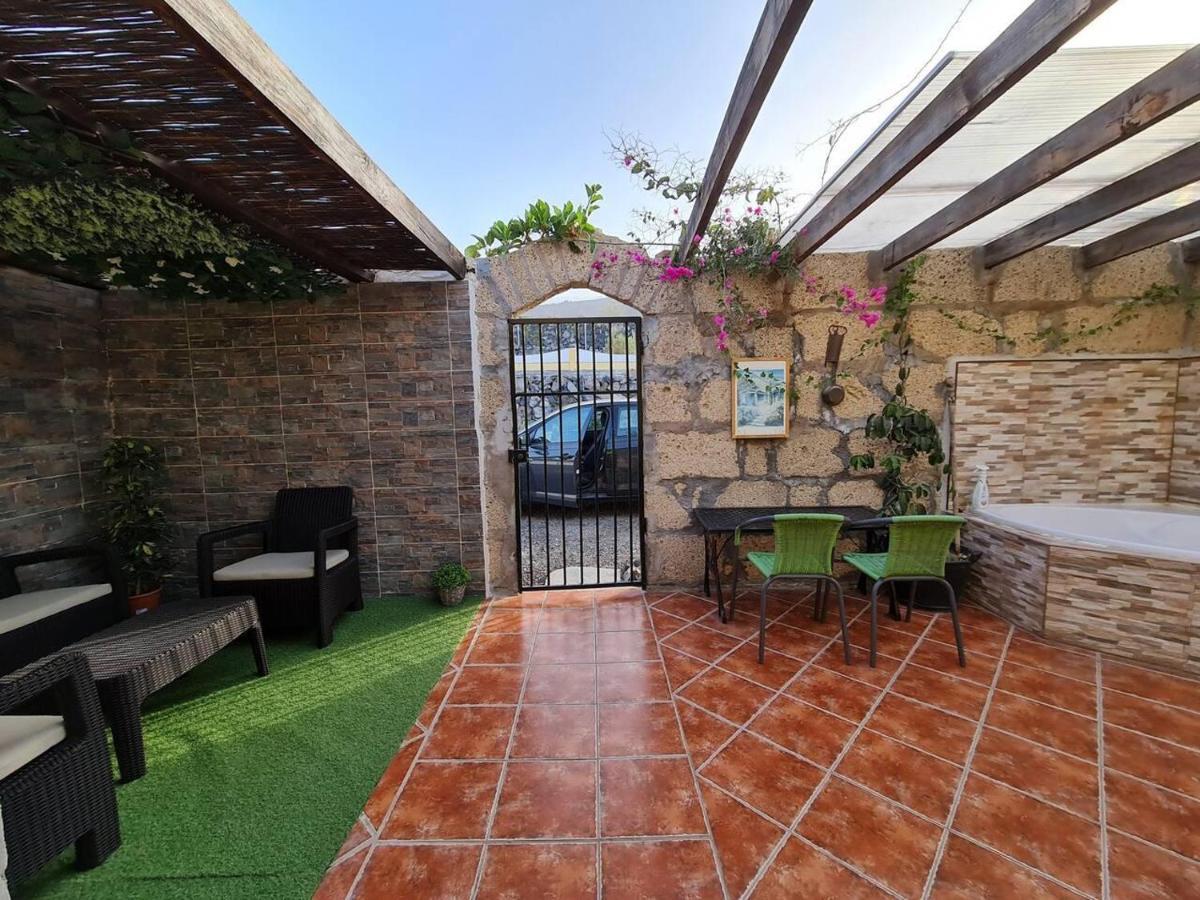 Вилла Sunny Island Retreat In Tejina De Isora Гиа-де-Исора Экстерьер фото